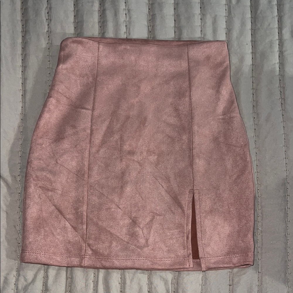 Elegant Pink Suede Mini Skirt